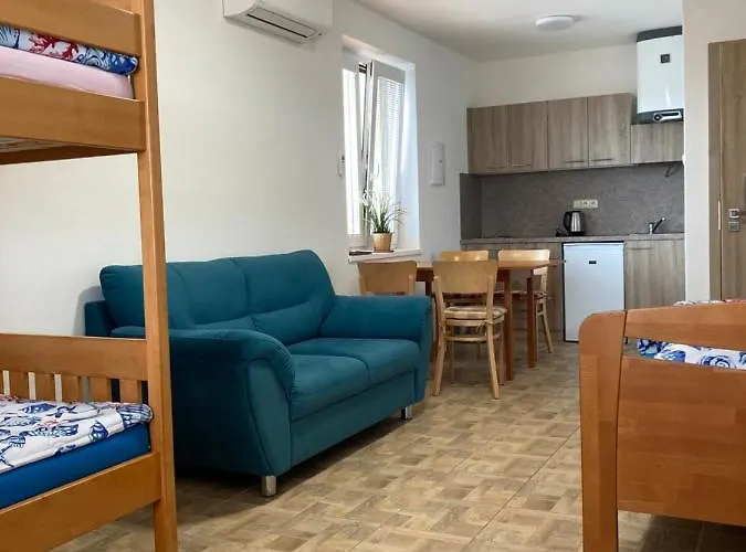 Apart-hotel S Klimatizací - U Kudláčků Pouzdřany